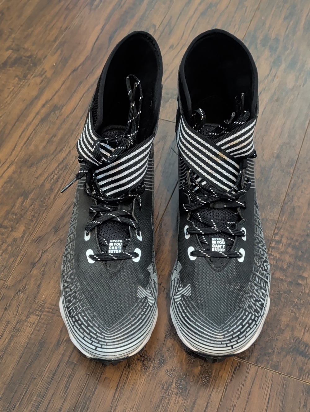 Men's Black Athletic High-Top Cleats